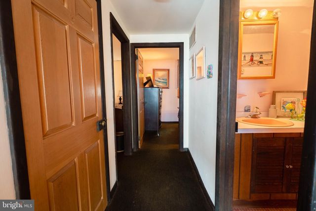 916 N SHORE DR, Brigantine, NJ 08203