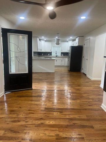 401 E 17th Street, Rome, GA 30161