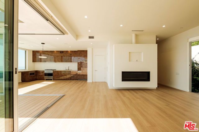 18225 Coastline Drive, Malibu, CA 90265