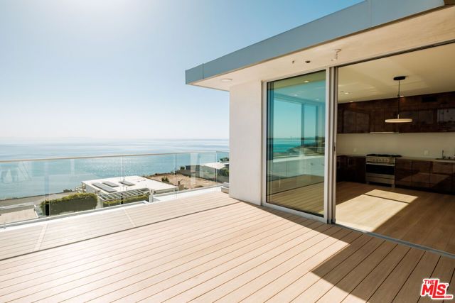 18225 Coastline Drive, Malibu, CA 90265