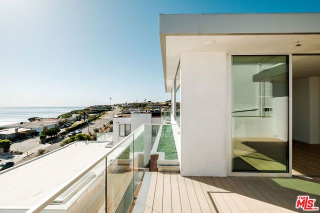 18225 Coastline Drive, Malibu, CA 90265