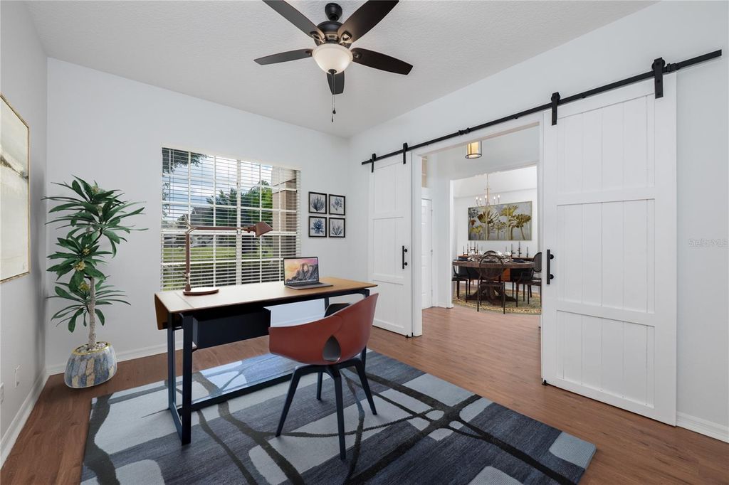 Image 3 of property listing at 1966 WESTBOURNE DRIVE, Oviedo, FL 32765