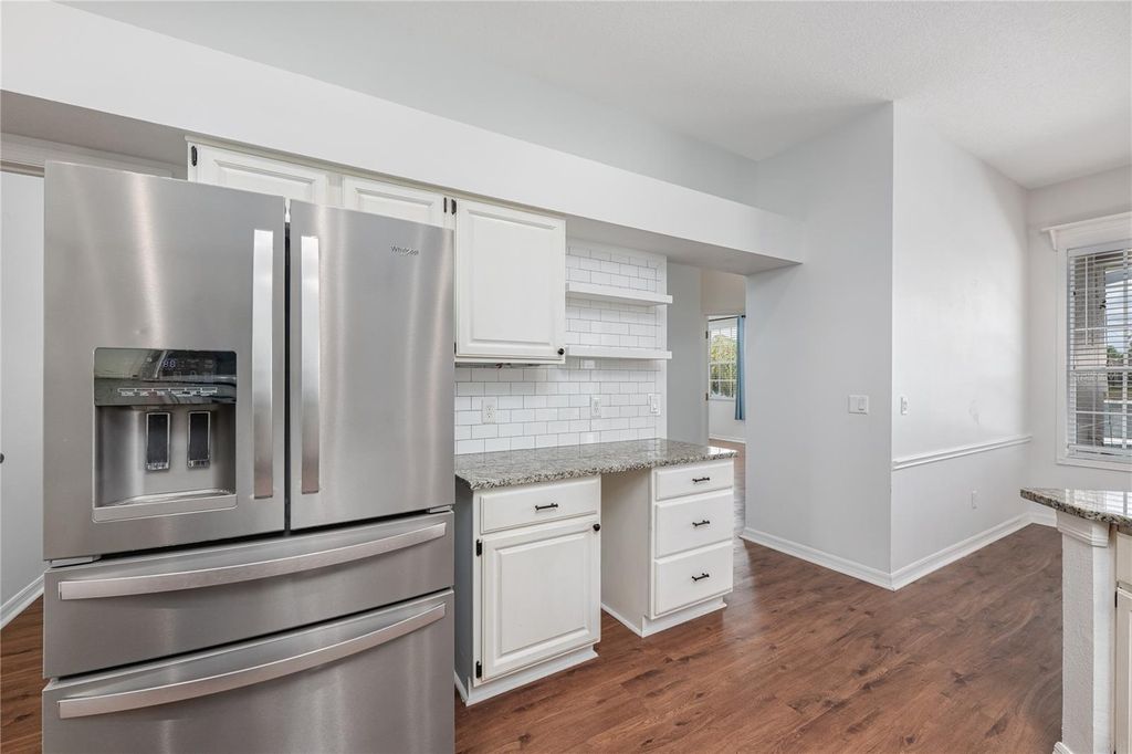 Image 21 of property listing at 1966 WESTBOURNE DRIVE, Oviedo, FL 32765