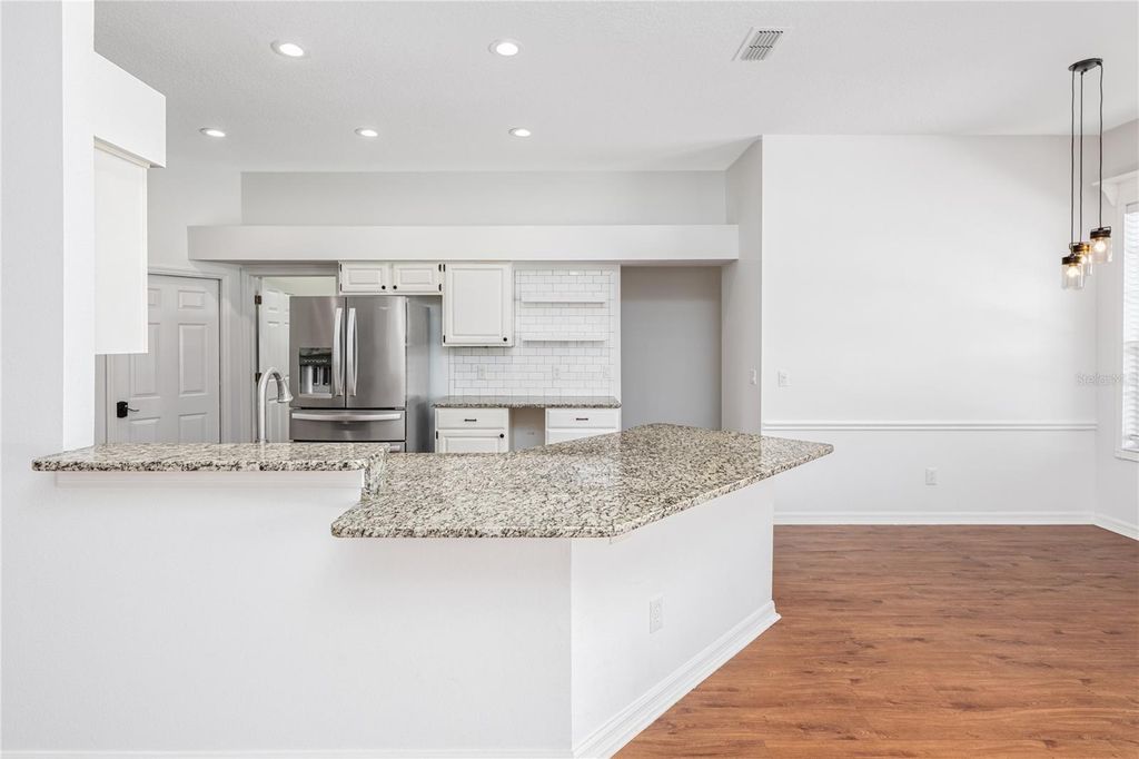 Image 24 of property listing at 1966 WESTBOURNE DRIVE, Oviedo, FL 32765