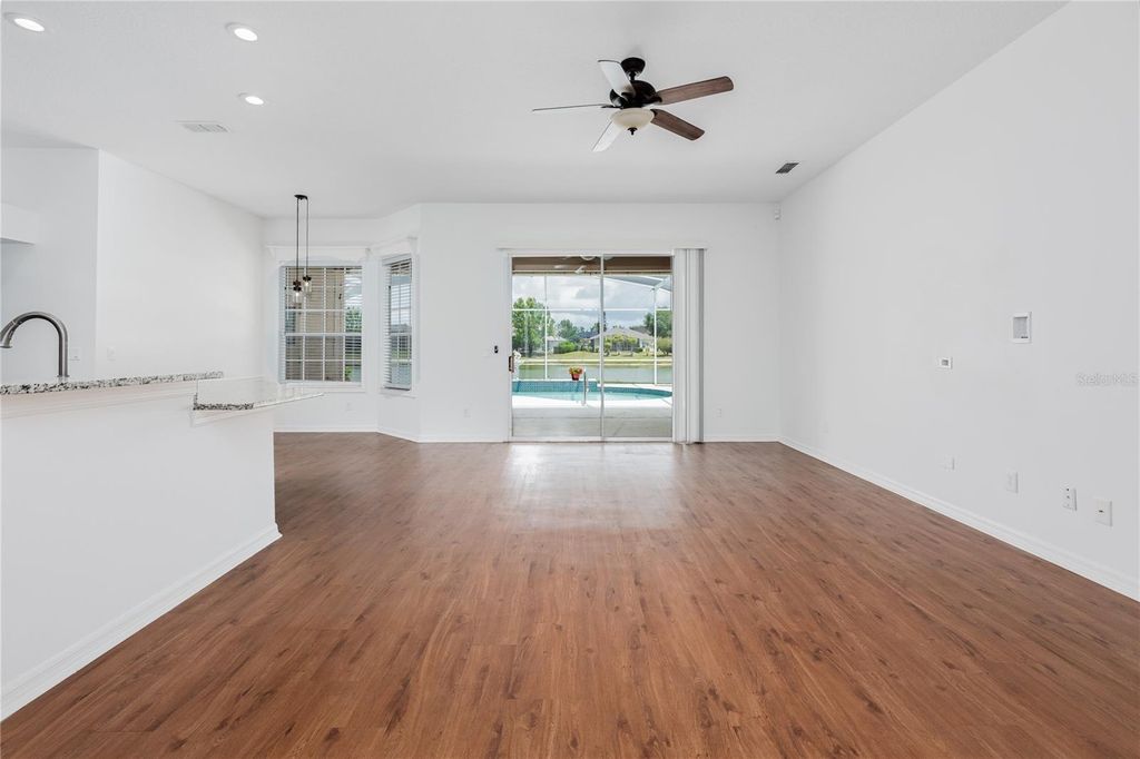 Image 29 of property listing at 1966 WESTBOURNE DRIVE, Oviedo, FL 32765