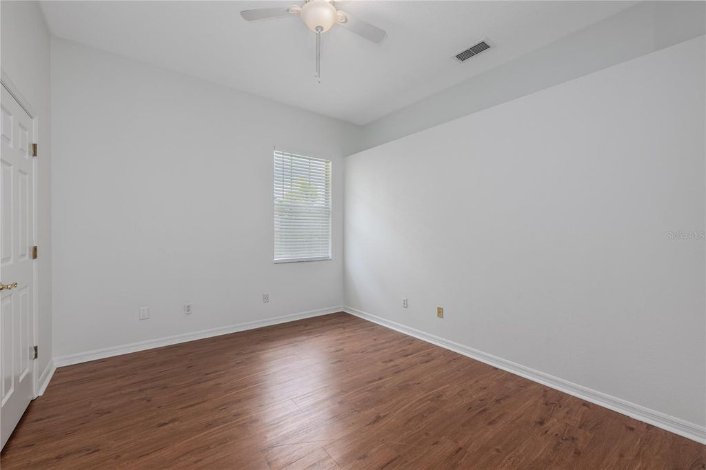 Image 36 of property listing at 1966 WESTBOURNE DRIVE, Oviedo, FL 32765