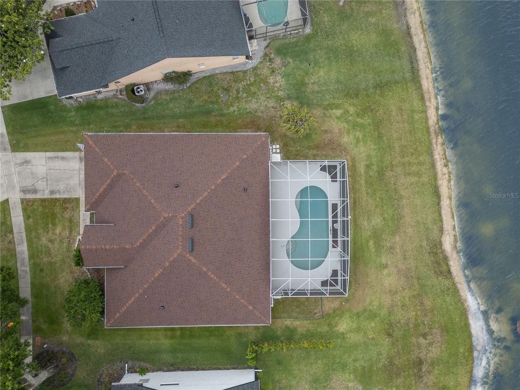 Image 50 of property listing at 1966 WESTBOURNE DRIVE, Oviedo, FL 32765