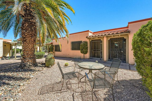 1105 S Calle De Las Casitas, Green Valley, AZ 85614