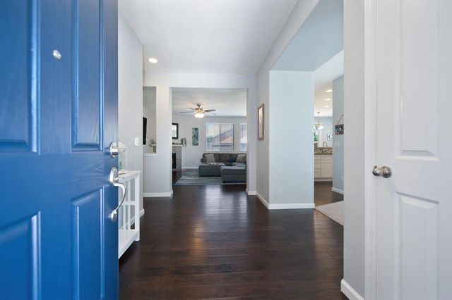 1423 High Noon Dr, Plumas Lake, CA 95961