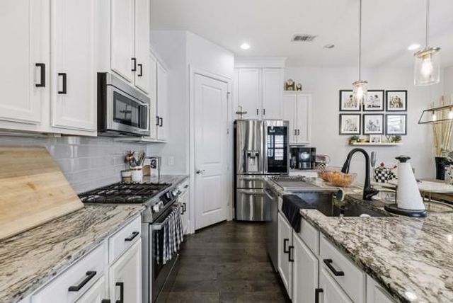 2302 Fall Run Drive, Houston, TX 77055