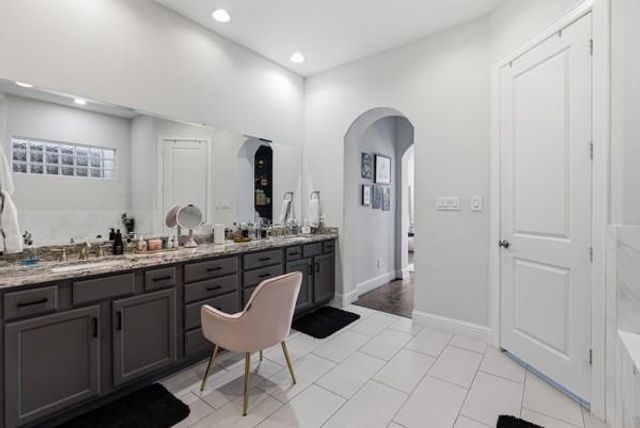 2302 Fall Run Drive, Houston, TX 77055