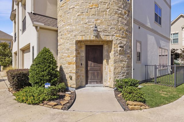 2302 Fall Run Drive, Houston, TX 77055