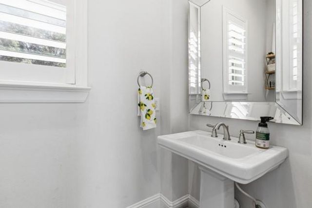 2302 Fall Run Drive, Houston, TX 77055