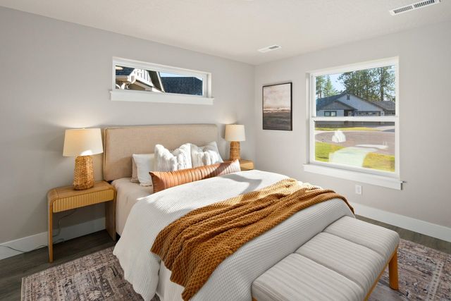 5310 N SunBeam Ln, Spokane, WA 99217