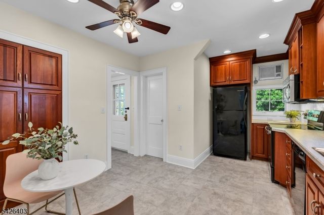 712 Forest Ave, Westfield Town, NJ 07090
