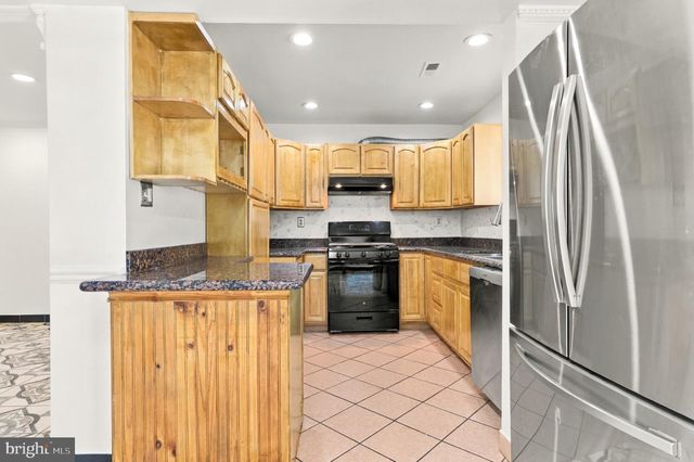 2845 WOODBRIDGE RD, Philadelphia, PA 19114