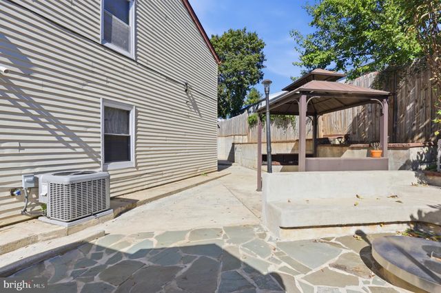 2845 WOODBRIDGE RD, Philadelphia, PA 19114