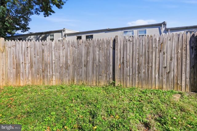 2845 WOODBRIDGE RD, Philadelphia, PA 19114