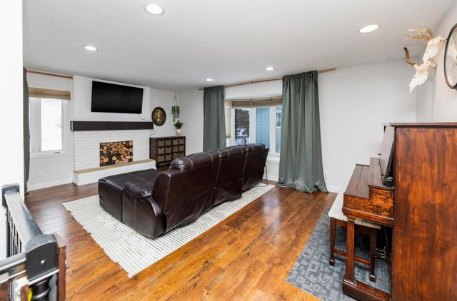 2710 18th Street S, Moorhead, MN 56560