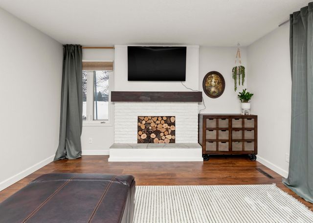 2710 18th Street S, Moorhead, MN 56560