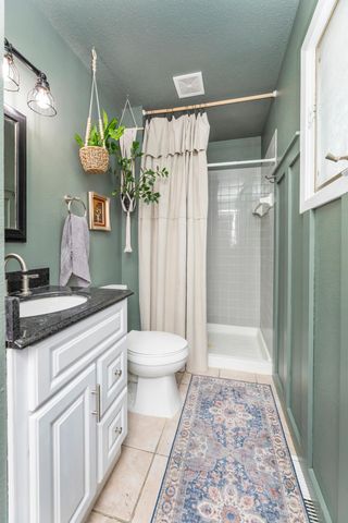 2710 18th Street S, Moorhead, MN 56560