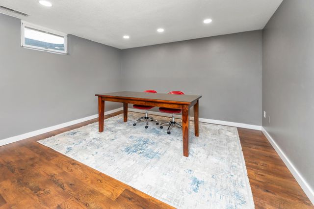 2710 18th Street S, Moorhead, MN 56560