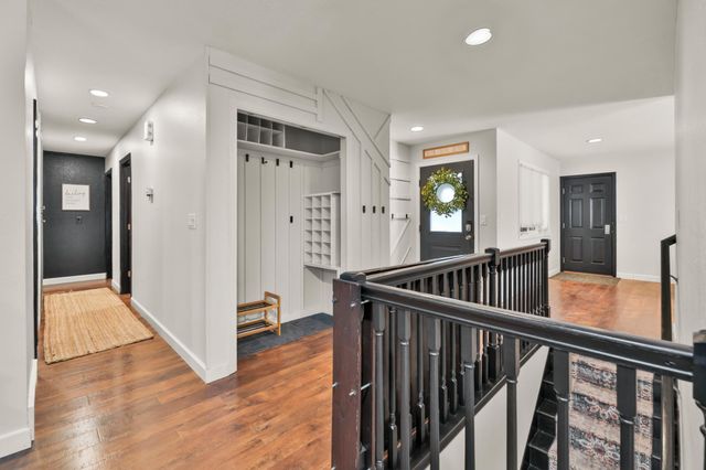 2710 18th Street S, Moorhead, MN 56560