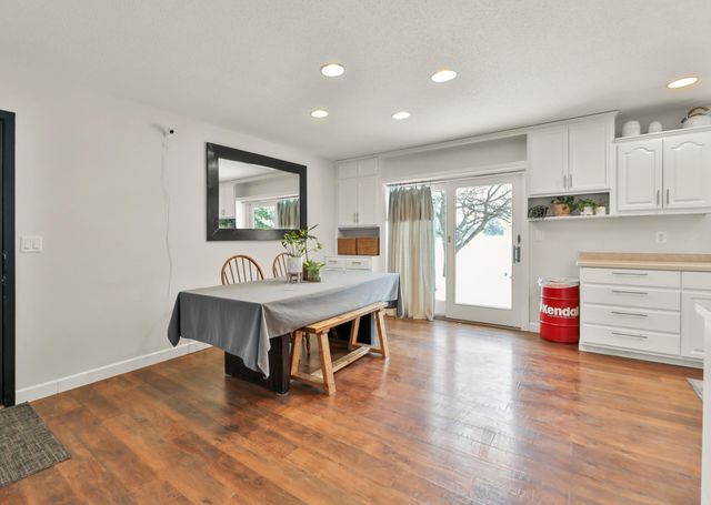 2710 18th Street S, Moorhead, MN 56560