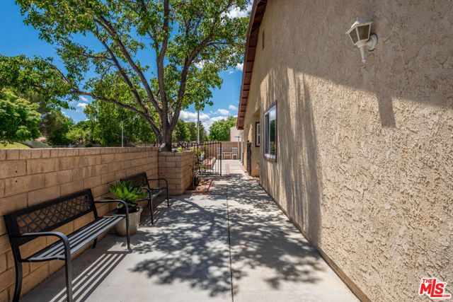 37603 Melton Avenue, Palmdale, CA 93550