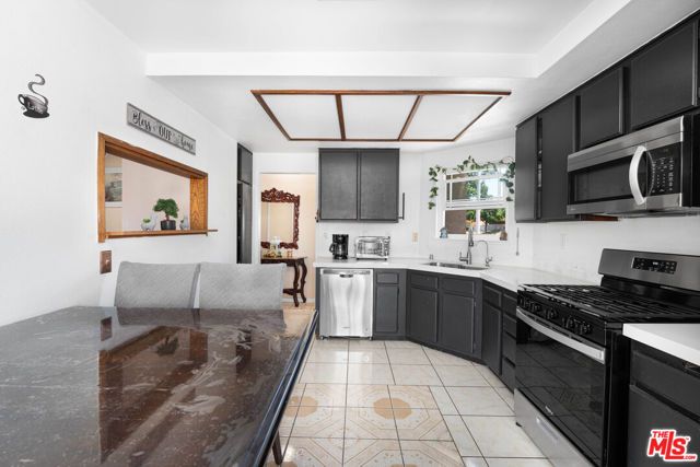 37603 Melton Avenue, Palmdale, CA 93550