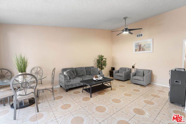 37603 Melton Avenue, Palmdale, CA 93550