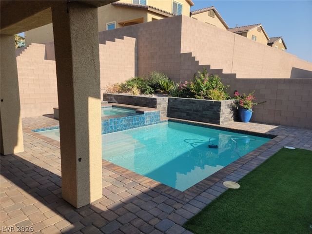 2919 Tremont Avenue, Henderson, NV 89052