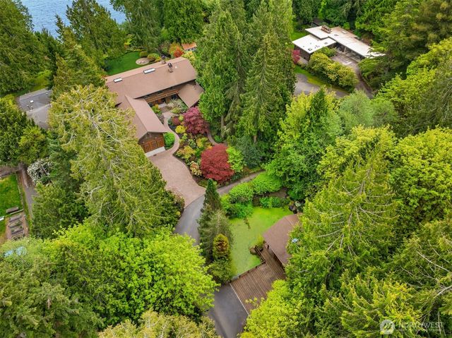 16790 Agate Point Road, Bainbridge Island, WA 98110