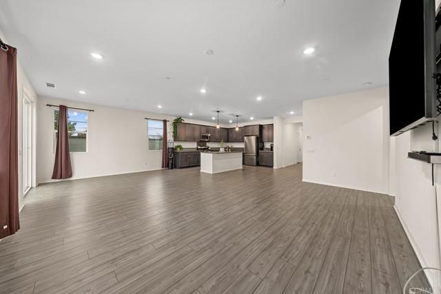 30929 Windy Ridge Way, Menifee, CA 92584