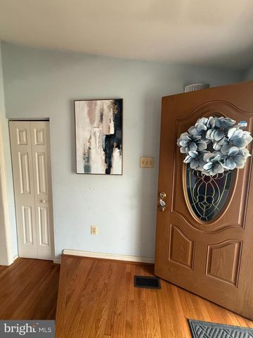 6608 HORSESHOE RD, Clinton, MD 20735