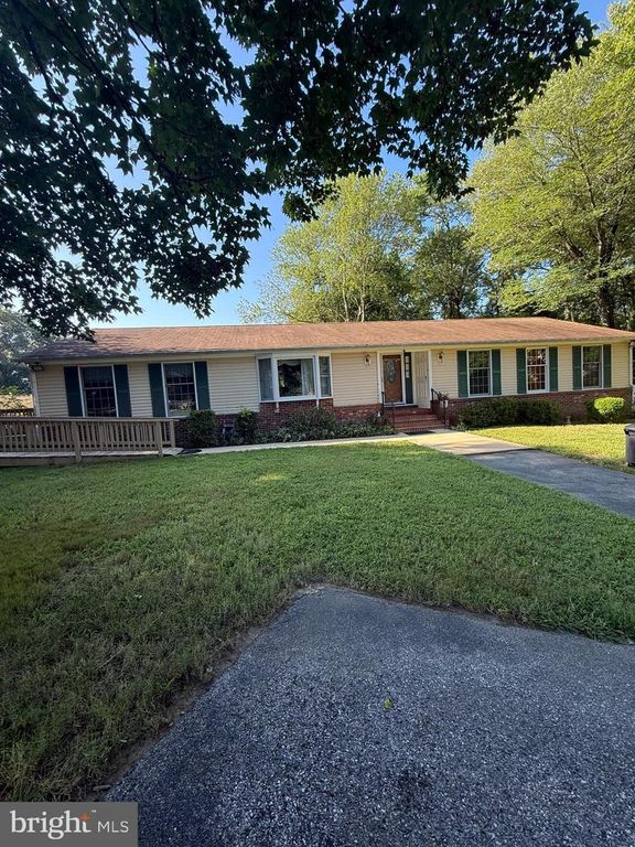 6608 HORSESHOE RD, Clinton, MD 20735