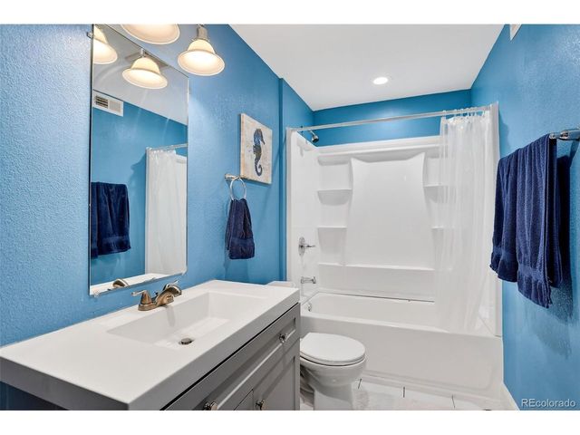 11008 Unity Ln, Commerce City, CO 80022