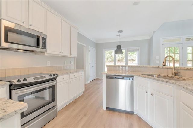 875 Cedar Creek Drive, Suwanee, GA 30024