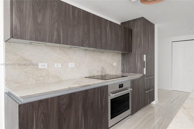 3131 NE 7th Avenue 4102, Miami, FL 33137