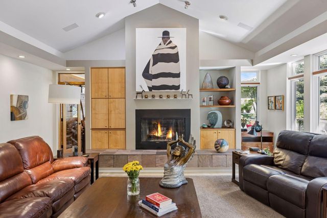 2841 Ella Lane, Minnetonka, MN 55305