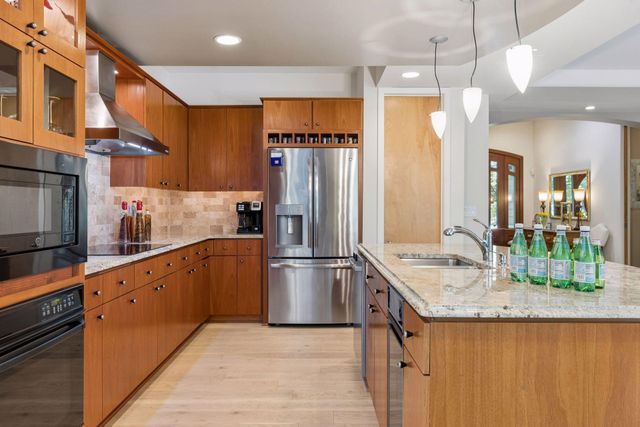 2841 Ella Lane, Minnetonka, MN 55305
