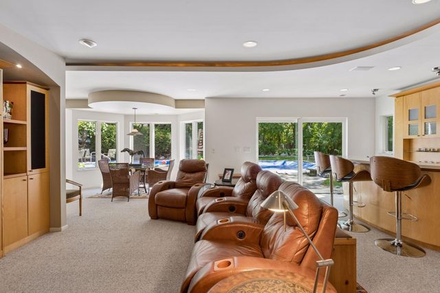 2841 Ella Lane, Minnetonka, MN 55305