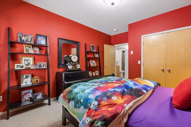 2841 Ella Lane, Minnetonka, MN 55305