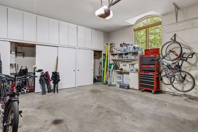 2841 Ella Lane, Minnetonka, MN 55305