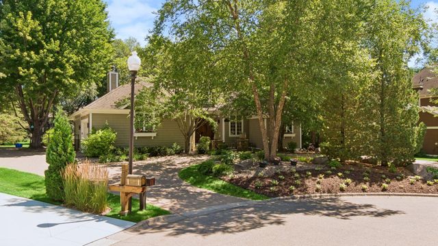 2841 Ella Lane, Minnetonka, MN 55305