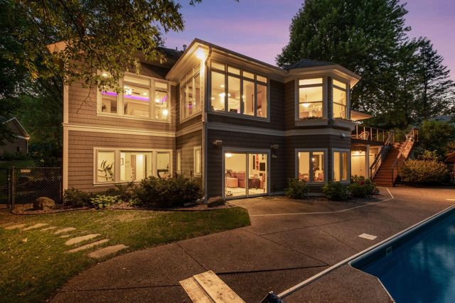 2841 Ella Lane, Minnetonka, MN 55305