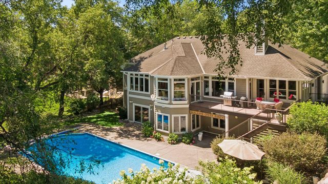 2841 Ella Lane, Minnetonka, MN 55305