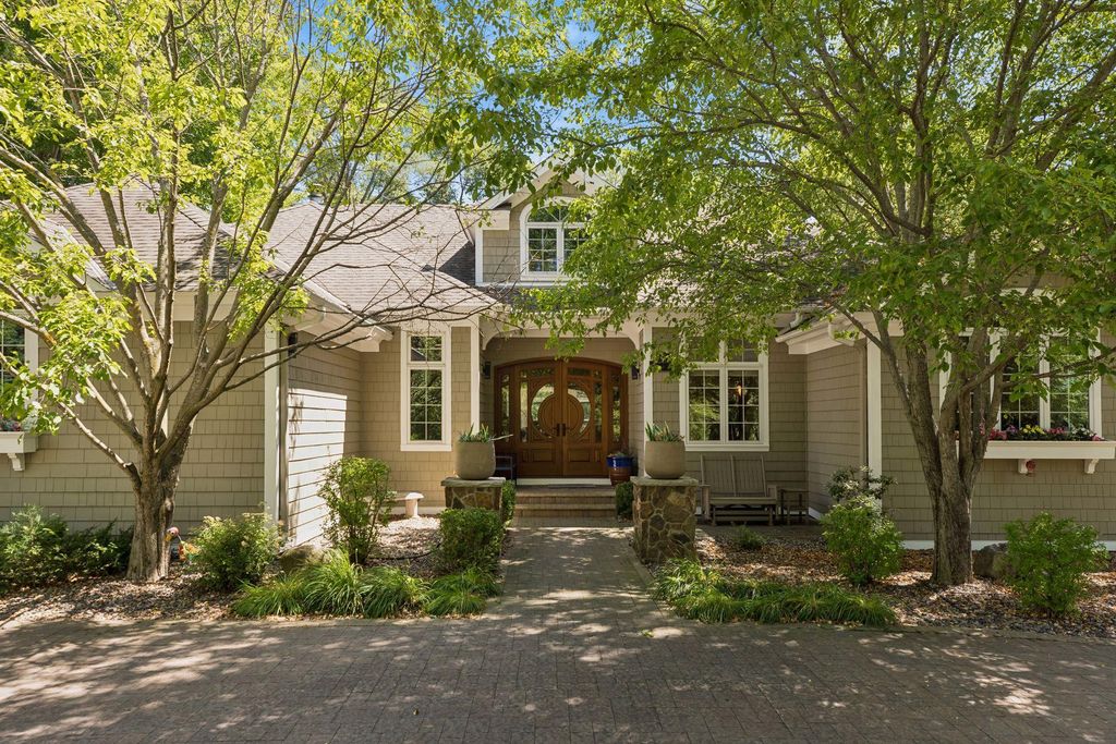 2841 Ella Lane, Minnetonka, MN 55305 — exterior