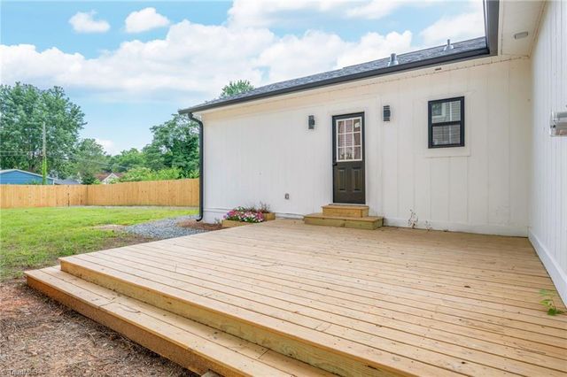 348 E Sprague Street, Winston-salem, NC 27127