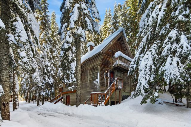 81 Snow Cabin Place, Snoqualmie Pass, WA 98068